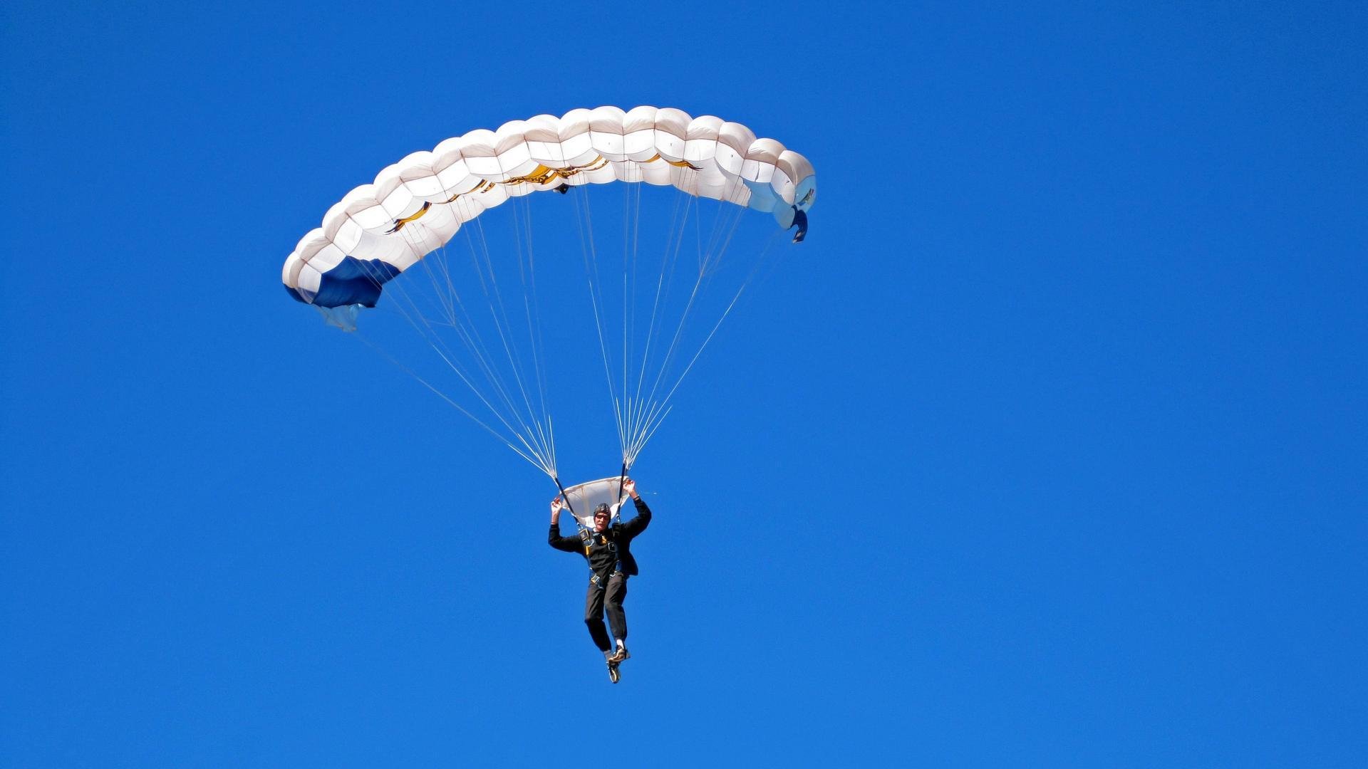 谷爱凌新赛季首战挑战更高难度，谷爱凌预赛第一